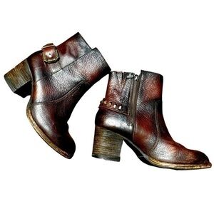 ▶️ Kenneth Cole ◀️ Distressed Brown Fennick Cowboy Western Ankle Boots 8.5